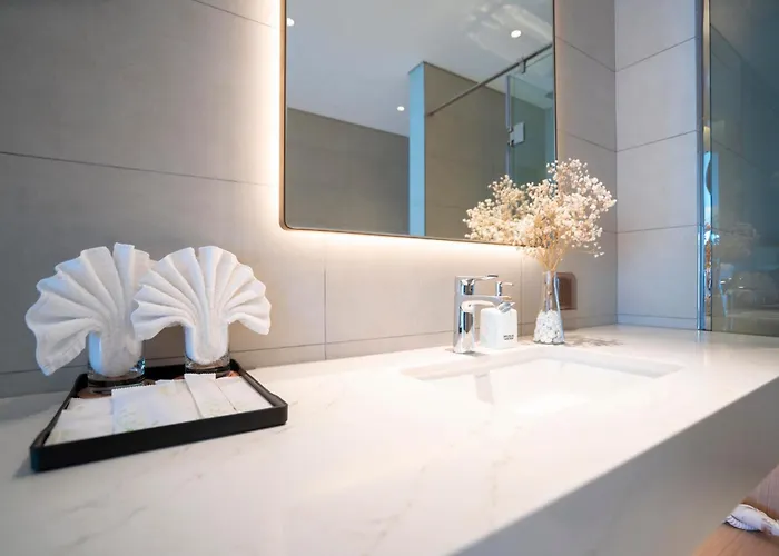 Căn Hộ Cao Cấp Tại Alacarte Bay * Hạ Long